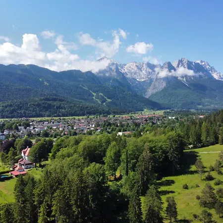 Sweet Alpen Апартаменты *