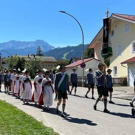 Sweet Alpen Апартаменты *